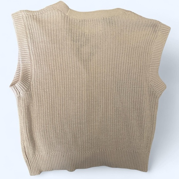 Zara Rosy White Knit Vest (Girls Size 8) - Picture 3 of 5